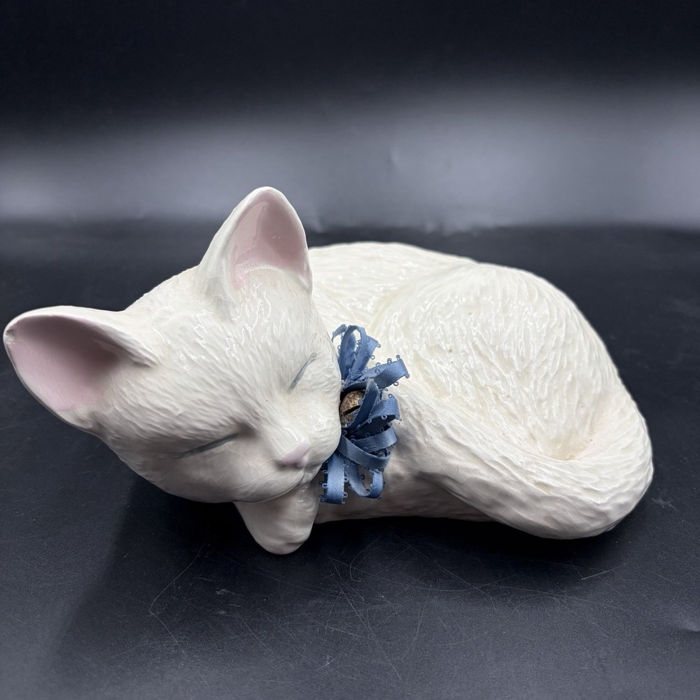Vintage 1980 Scioto Ceramics White Ceramic Sleeping Cat Kitten Figurine